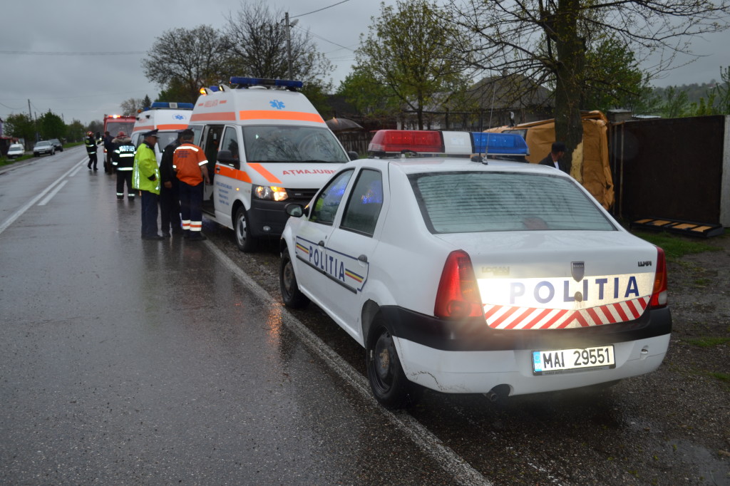 accident rutier Vadu MOldovei 04.05 (11)